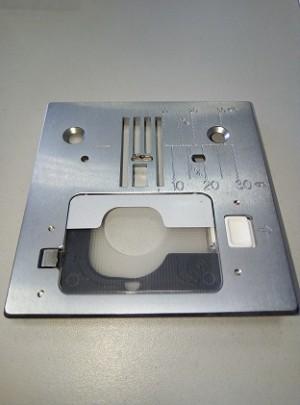 Игольная пластина Juki HZL50